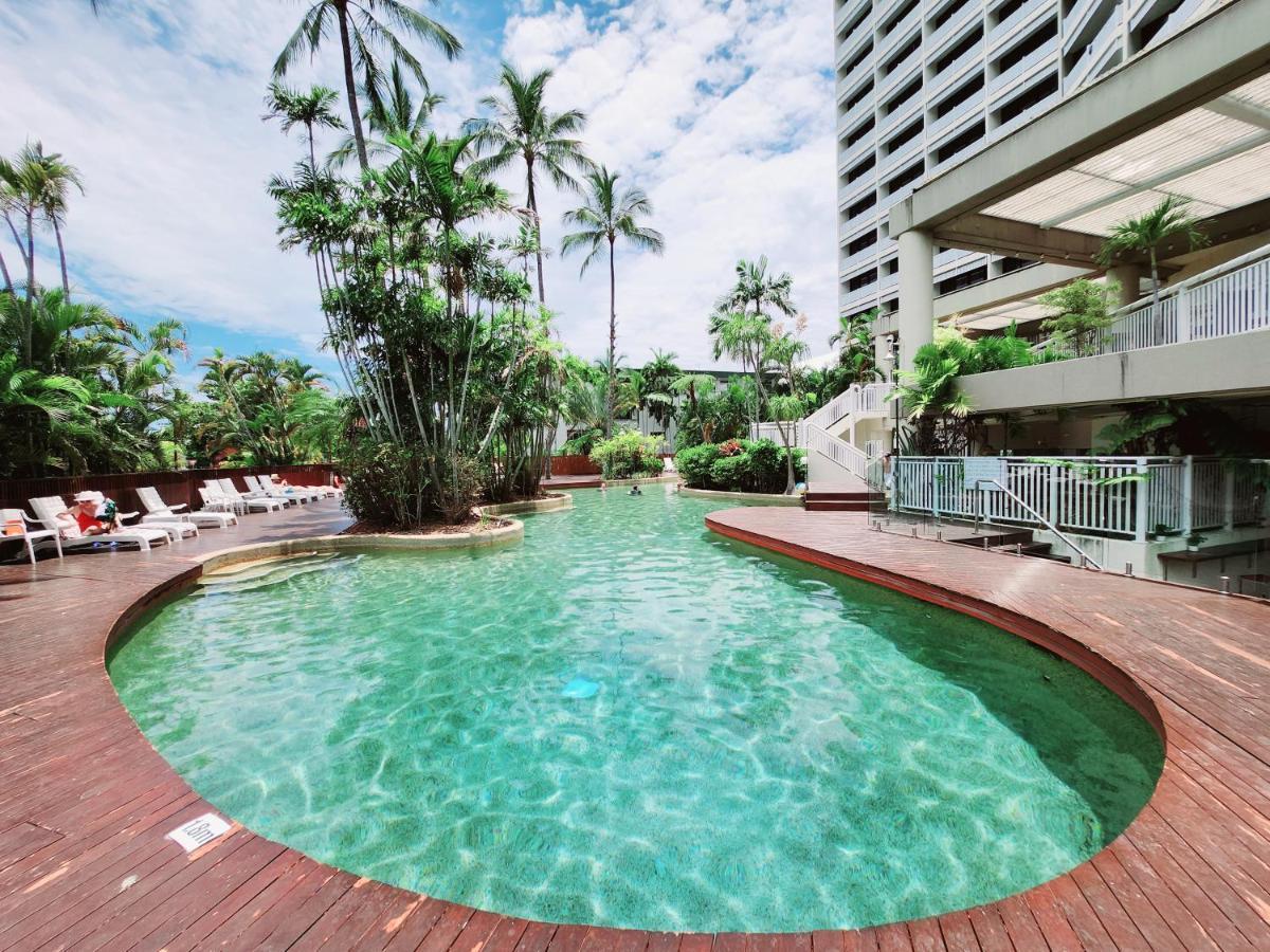 Cairns Luxury Seafront Apartment Exterior photo